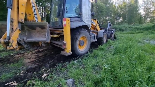 Работа Передним Ковшом ! Экскаватор - Погрузчик JCB