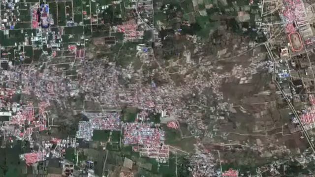 Последствия разрушительного землетрясение в Индонезии смотреть онлайн