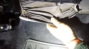 VW TOURAN Замена фильтра салона за 5 минут легко #vw #touran