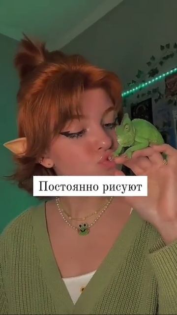 В каждом классе есть такие девочки🍷 #shorts смотреть онлайн