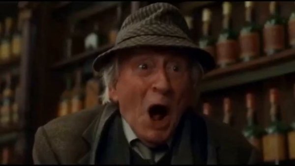 Шотландцы и англичане, отрывок из фильма Облачный Атлас. Cloud Atlas - Scottish Pub Fight Scene.