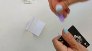 Как приклеить наклейку на карту