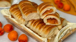 Печем воздушные булочки-рулетики с абрикосами