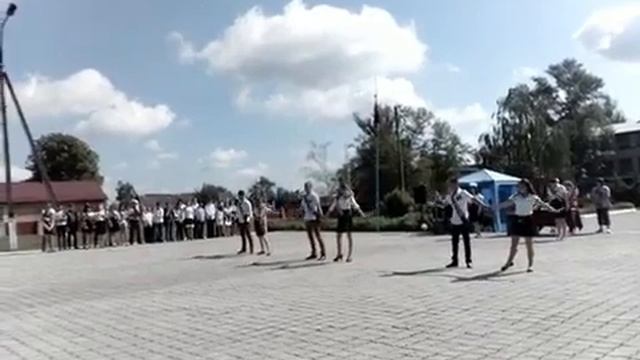 Последний звонок - 2019 смотреть онлайн