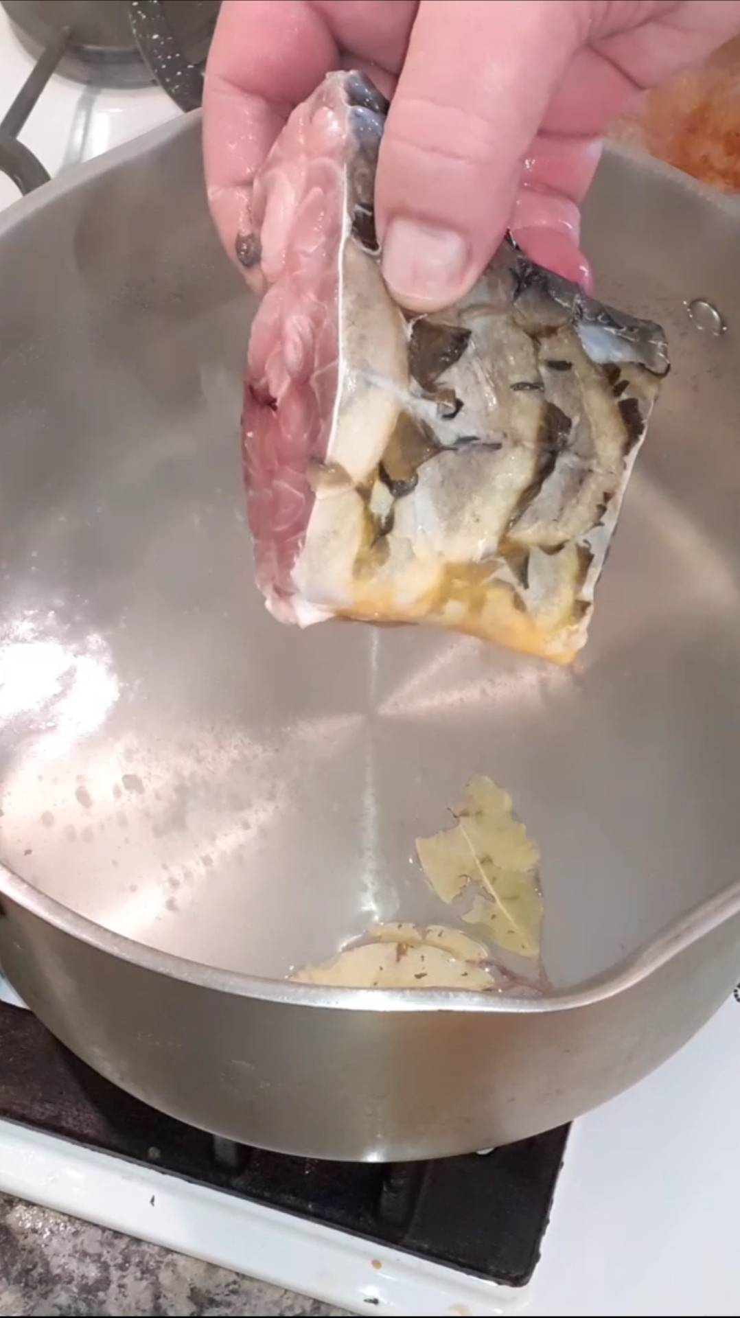 Уха из зеркального карпа, вкусная, домашняя, классическая. Уха рецепт. Вкусная домашняя уха рецепт. смотреть онлайн