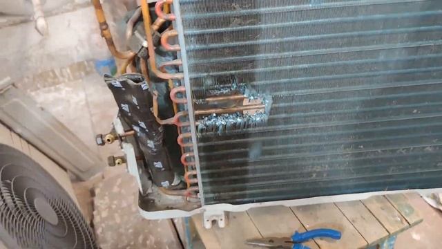 Ремонт наружного блока кондиционера после осколочног смотреть онлайн