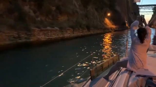 Прохождение Коринфского канала на яхте