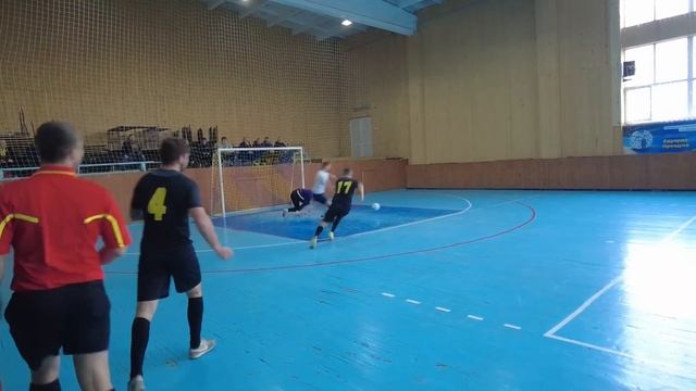 Не Футболіст | Відбір у Верес. Василь однією ногою в УПЛ, другою — в районі. Міжсезоння: 2 серія