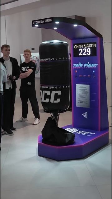 Шлеменко перебил Белаза на силомере | День до RCC 22 смотреть онлайн