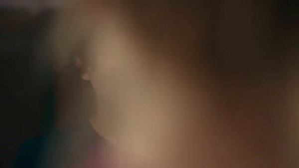 В МЕТРЕ ДРУГ ОТ ДРУГА