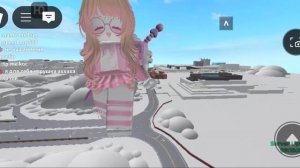 giant girl crush me with her foot in roblox 😱😱😱🥶👍#няшка #roblox #roblodance #г