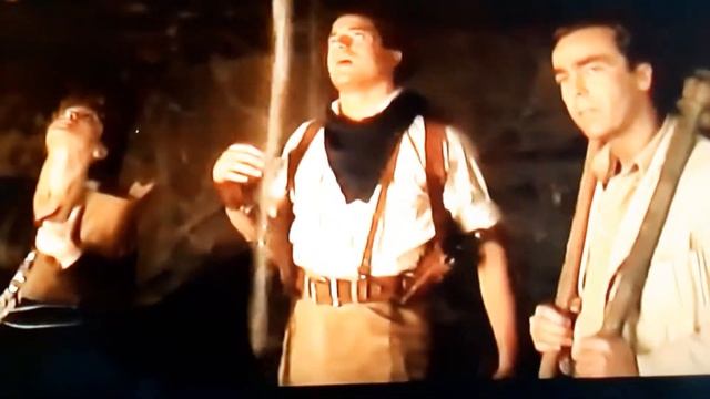 Раскопование чего то? Мумия 1999 смотреть онлайн