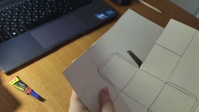 Как сделать объёмный кубик из картона?