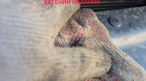 Как поменять радиатор охлаждения Hyundai Tucson дизель