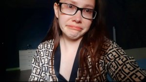 позвала мужчину домой, начал приставать