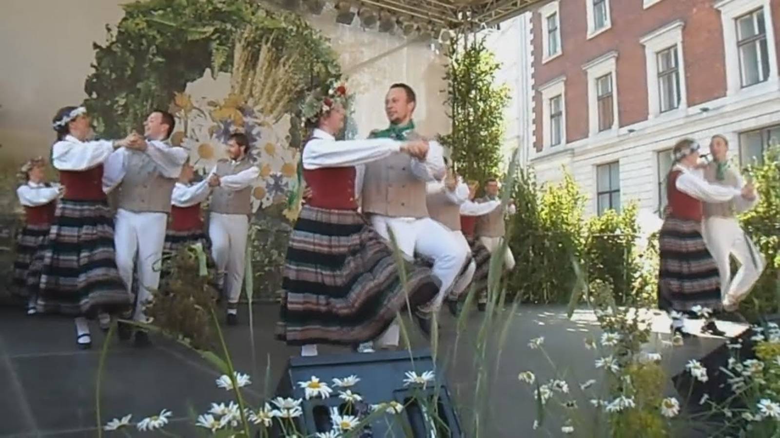 Латыши. (narod-mira.ru)