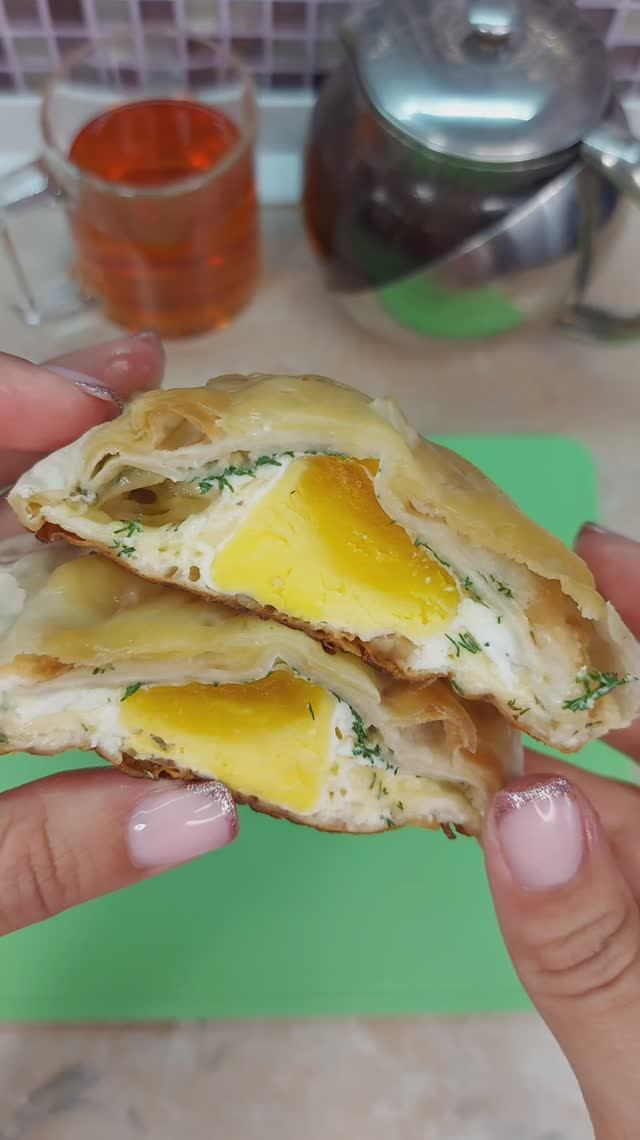 Конвертик из лаваша с сыром и яйцом смотреть онлайн