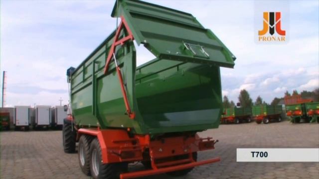 Монолитные прицепы PRONAR T679 и T700 смотреть онлайн