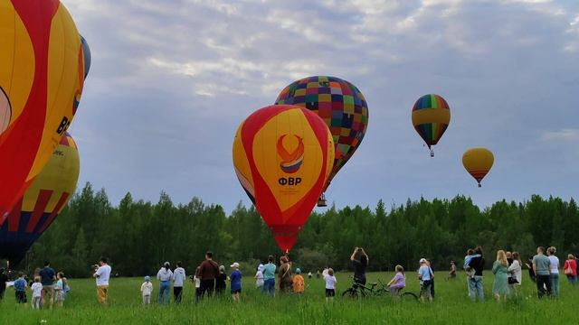воздушные шары в аркажах смотреть онлайн