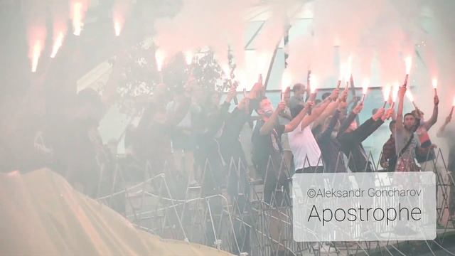 Марш Независимости в Киеве: азовцы прожгли баннер смотреть онлайн