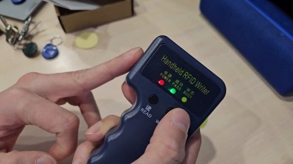 Обзор RFID-копировщика: считываем и записываем метки!