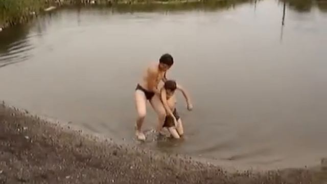 Зае*ись вода!!ПРИКОЛ