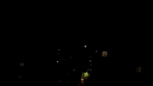 Странный гул в ночи над городом.