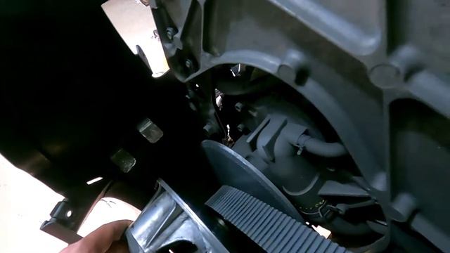 Снегоход Yamaha FxNytro. Болтанка вариатора, это норма или что то разбило? смотреть онлайн