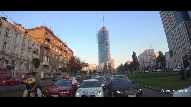 Мото-тема. Оставь все позади смотреть онлайн
