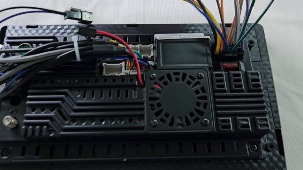 Как подключить сабвуфер к Андроид магнитоле?