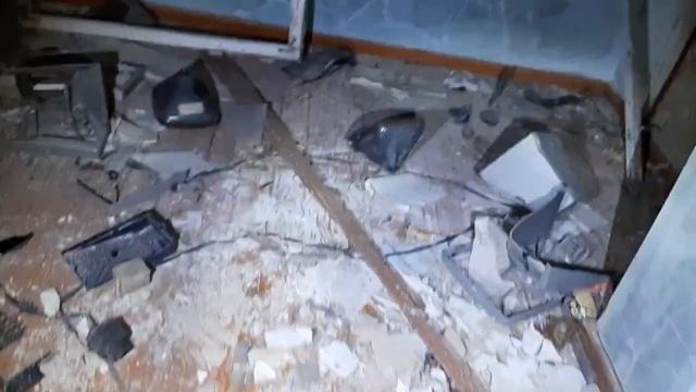 Заброшенная школа.! здесь ПОЛТЕРГЕЙСТ ??? смотреть онлайн