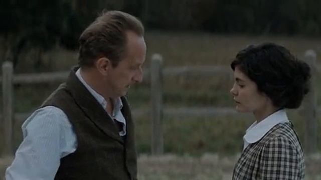 Сцена прощания Коко с Этьеном Бальсаном. Фильм Коко до Шанель (Сoco avant Chanel) смотреть онлайн