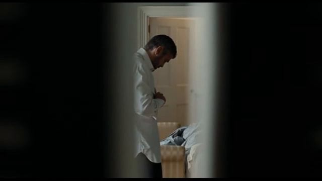 После прочтения сжечь(Burn After Reading) Брэд Питт погибает))) смотреть онлайн