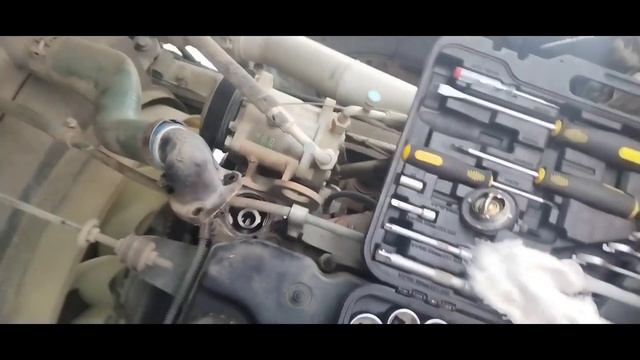 будни камазиста.замена термостата на КАМАЗ 43502