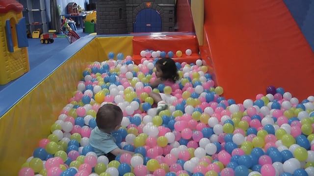 Заигрывание в шарах смотреть онлайн