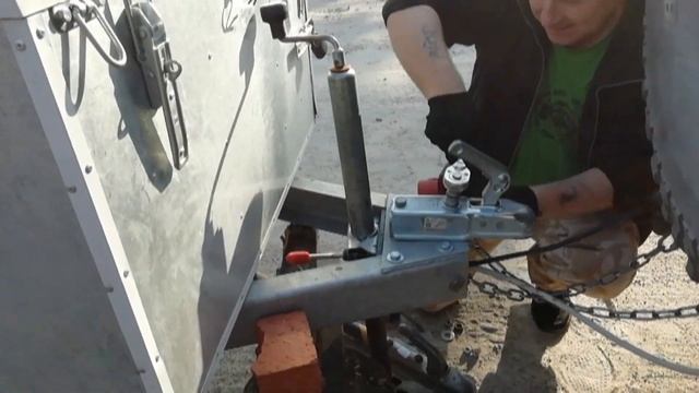Самодельный автодом Оторвало прицепное на Трейлере смотреть онлайн