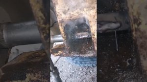 Как поменять передний рычаг Daewoo Matiz, болт сгнил.