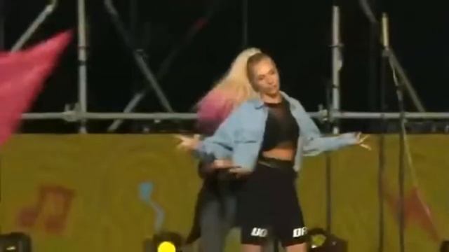 Егор Крид Музыка вкуснее lays смотреть онлайн