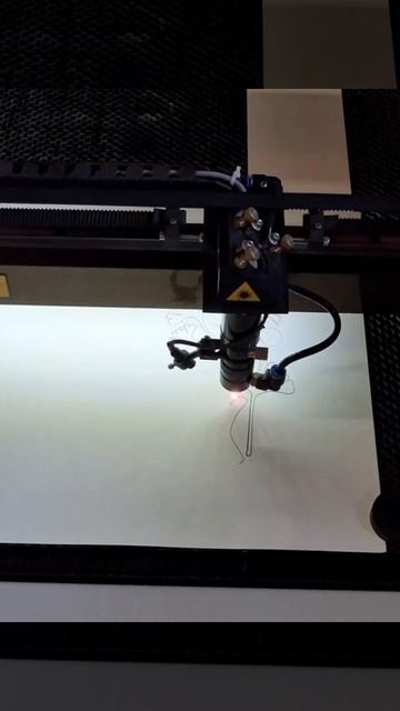 Резка картона. СО2 лазер