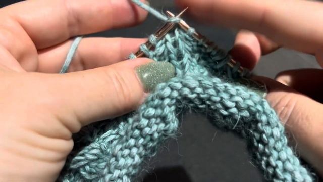 Вяжем шикарную осеннюю шапочку! Beautiful autumn knitting hat смотреть онлайн