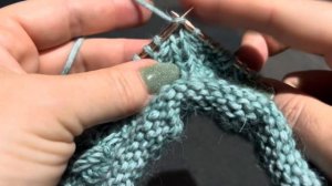 Вяжем шикарную осеннюю шапочку!  Beautiful autumn knitting hat