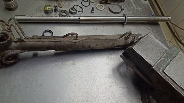 VOLKSWAGEN SHARAN РЕМОНТ РУЛЕВОЙ РЕЙКИ