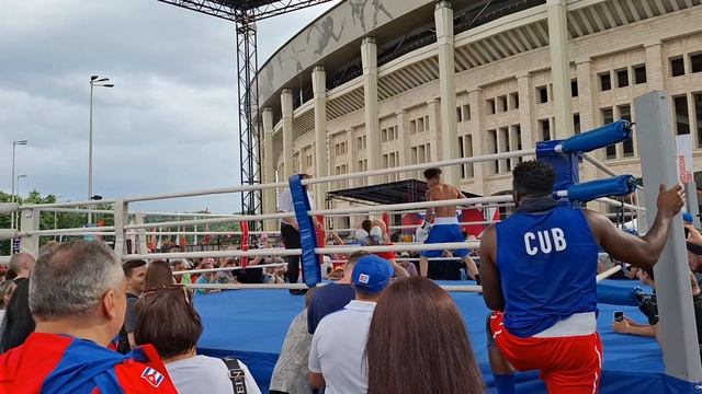 День Московского спорта, Лужники.Бокс.Битбокс смотреть онлайн