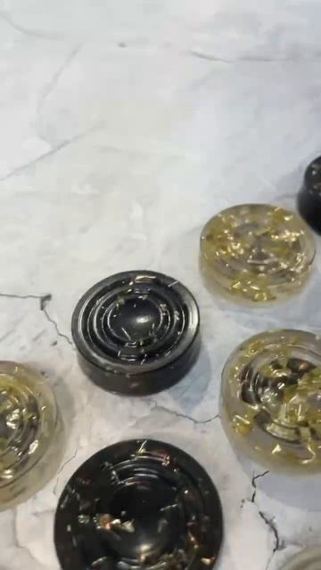 Фишки для нард из эпоксидной смолы #epoxyideas #backgammon #нарды смотреть онлайн