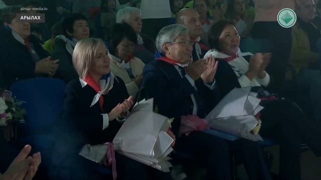 60 лет «Орленку»: воспитанники лагеря поделились своими воспоминаниями смотреть онлайн