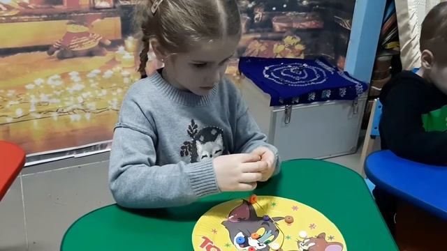 Солнечные Лучики: Сюрпризы для мамочек) смотреть онлайн