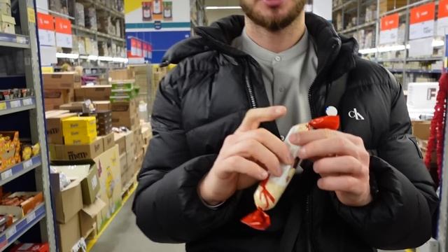 СОВМЕСТНАЯ закупка ПРОДУКТОВ / набрали КОРЗИНУ ВКУСНЯ смотреть онлайн