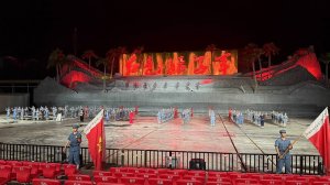 Шоу «Красный женский отряд»