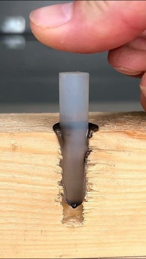 Запомни эту хитрость! Как закрутить саморез в большое отверстие?