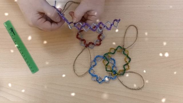 Ёлочная игрушка из синельной проволоки. Просто, легко смотреть онлайн